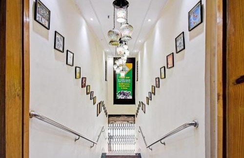 Kolkata Hotel | Super Collection O Motisarai
