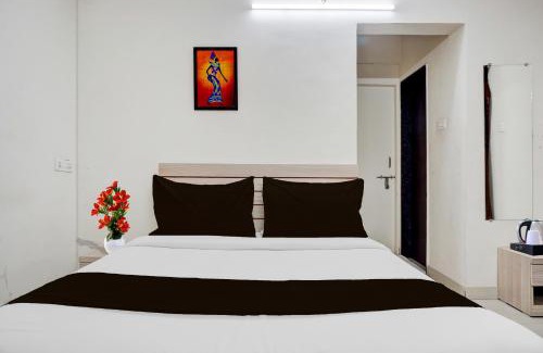 Mundhwa Hotel | Super Collection O Mundhwa Chowk formerly Opal Suites