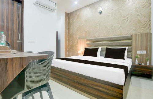 Khattalwada Hotel | Super Collection O Sherpur Road Near Mohan Dai Oswal Hospital