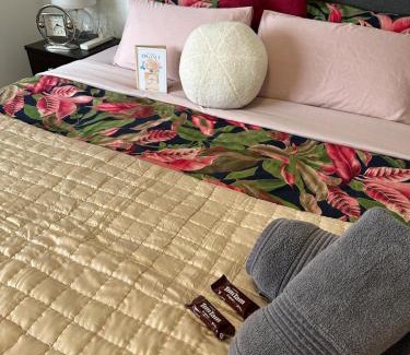 Haymarket Apartment | Super comfortable quiet room