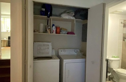 Fabreville House | Super Comfortable & Spacious, PRIVATE 1 Bedroom Apartment