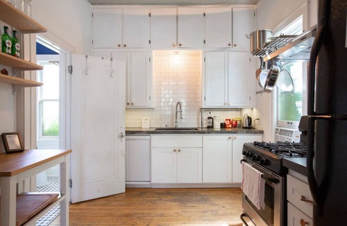 Northeast Minneapolis Arts District House | Super Cool Storefront House with Sauna!