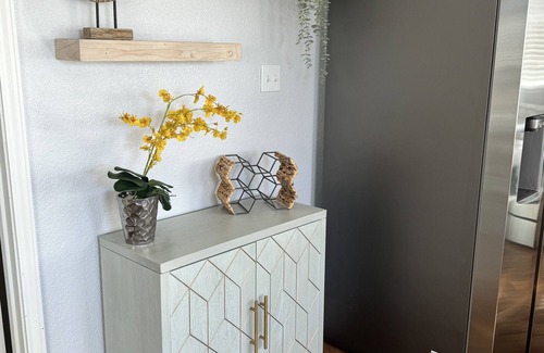 Timberwood Park House | Super cozy newly renovated and furnished house.