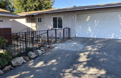 Moreno Valley House | Super CUTE Newly Remodeled House in the Hills