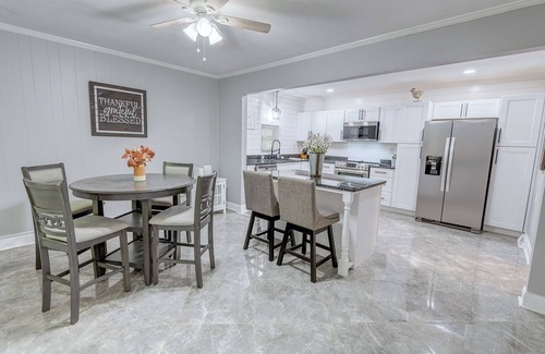 Knoxville House | Super Decked our House in Exciting Knoxville TN!