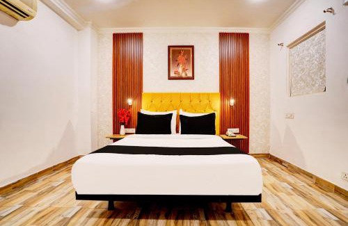 C-Block Hotel | Super Hotel JP Palace