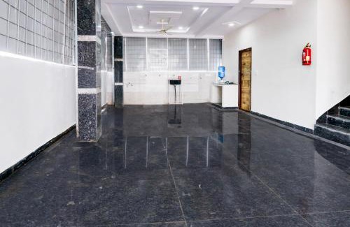 Ibrahimpatan Hotel | Super Hotel O Adibatla near TCS