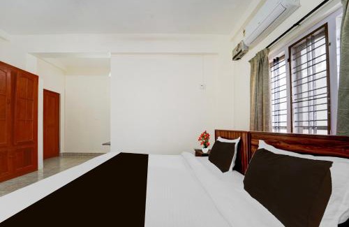Kulanada Hotel | Super Hotel O Pathanamthitta Near Mahatma Gandhi Statue