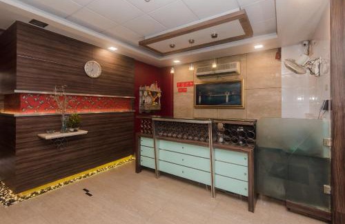 Vashi Hotel | Super Hotel O Solitaire