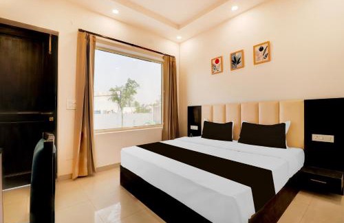 Roorkee Hotel | Super HOTEL O VASAL BLISS Restaurant & Cafe