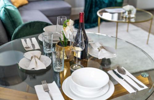 Maidenhead Apartment | Super Luxe Central Maidenhead Apartment
