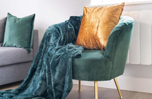 Maidenhead Apartment | Super Luxe Central Maidenhead Apartment