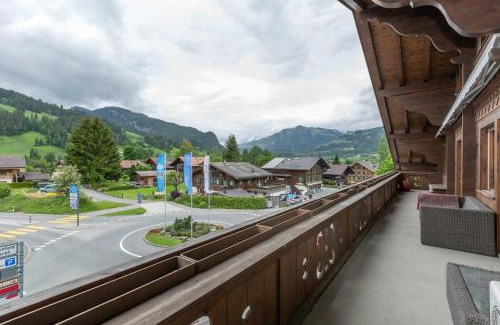 Saanen Ski Chalet | Super Luxurious Duplex Penthouse in Gstaad Center