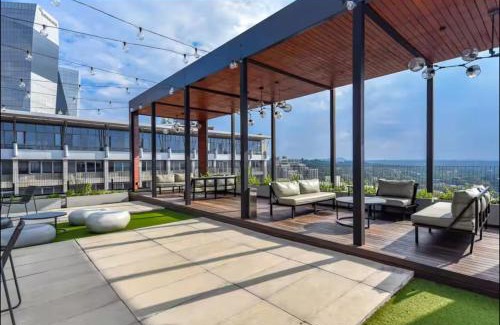 Sandown Apartment | Super luxurious home in Sandton central