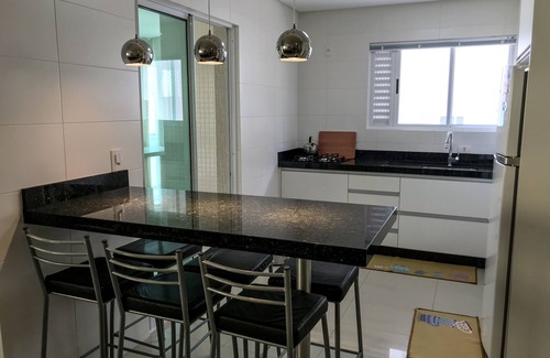 Andorinha Apartment | Super-luxury apartment, 3 suites with split system, sea view, Wi-Fi.