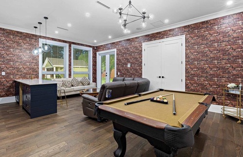 Guildford House | Super Luxury House.