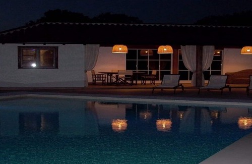 Solcio Villa | Super Luxury!PRIVATE LAKE ACCESS-Tennis court 9-hole on site private golf course