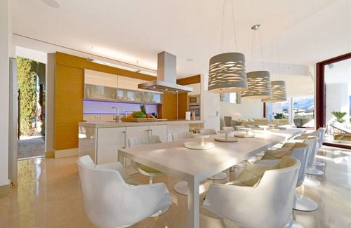 Nueva Andalucia Villa | Super modern villa with fantastic views