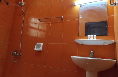 Bidiya Hotel | Super OYO 107 Al Areen Hotel Apartments