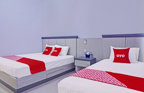 Banjarbaru Hotel | Super OYO 92518 De Luna Hotel