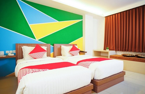 Palembang Hotel | Super OYO Collection O 166 Hotel Princess