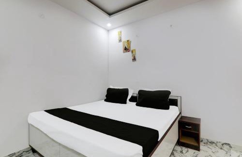 Gorakhpur Hotel | Super OYO Hotel O KN Guest House