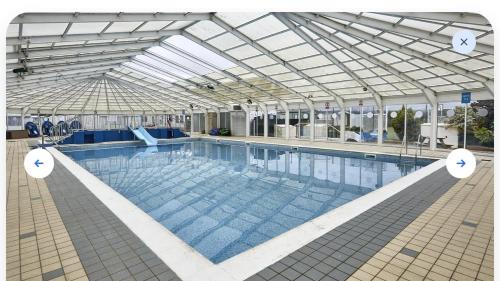 Heacham Ski Chalet | Super Pet Friendly 2 Bedroom Caravan Heacham Beach