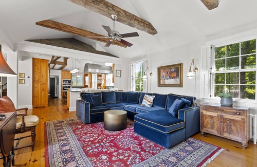 Dorset House | Super Private Estate w/Guest Cottage Near Center