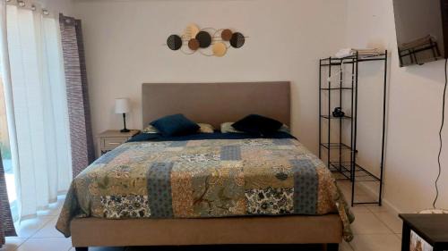 Westgate House | Super Room 5 minutes from PBI Airport