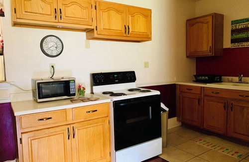 Lacombe Apartment | Super Safe and Quiet neighborhood with off road parking 30 day minimum