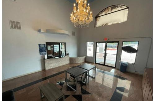 Humble Hotel | Super Stay Inn By OYO Humble IAH East