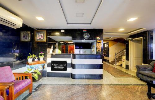 Chennai Hotel | Super Townhouse Balaji Dental College Pallikarani Formerly Orchid Sankrish