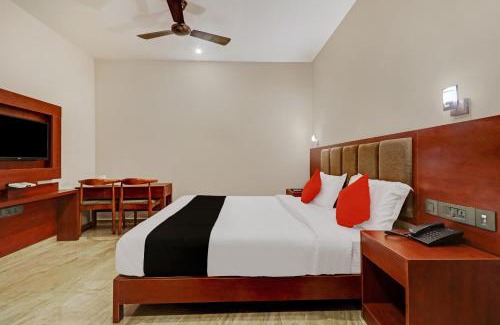 Perumbavoor Hotel | Super Townhouse Kizhakkambalam Tourist Home
