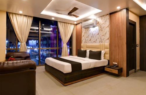 Madanpur Hotel | Super Townhouse OAK Bulbuli Neer