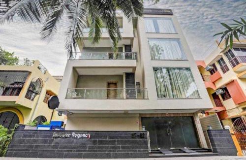 Sector 1 Hotel | Super Townhouse OAK Shubhham Regency