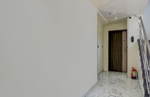 Pimpri Colony Hotel | Super Townhouse Poona Royal