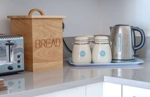 Exmouth Apartment | Super two bedroom apartment on Exmouth quay