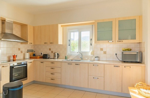 Karavados Villa | Superb 2 bedroom luxury villa with incredible views
