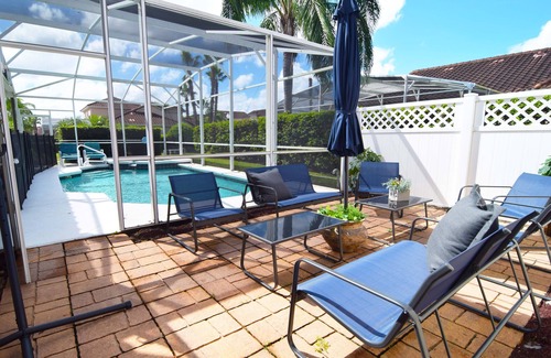 Tuscan Hills House | Superb 3 bed pool home, games room, sleeps 7, private pool, Disney 8 miles!