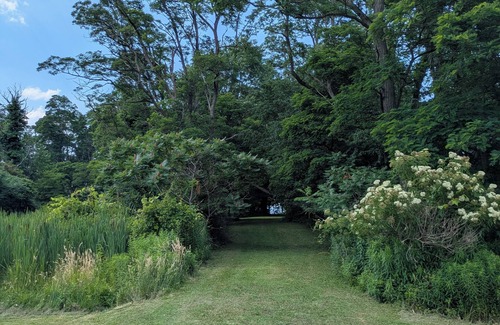 Chautauqua County House | Superb 3-bedroom, 2 bath house on lake erie. 2 min drive to Barcelona Harbor!