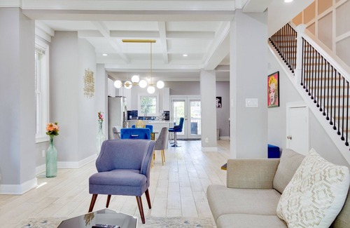Church Hill House | Superb 3BR W/Balcony Near Capitol Centern