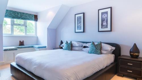 Wyton House | Superb 4BD Stay in Wyton and Houghton Village