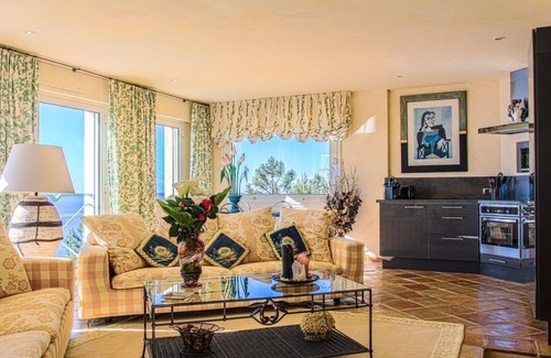 Espero-Pax Apartment | SUPERB 80m2 APARTMENT PANORAMIC SEA VIEW FROM THE ALPS TO THE ESTEREL