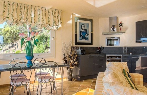 Espero-Pax Apartment | SUPERB 80m2 APARTMENT PANORAMIC SEA VIEW FROM THE ALPS TO THE ESTEREL