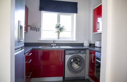 Frampton on Severn Apartment | Superb Apartment in Stratford Upon Avon With Free Parking & Wi-fi