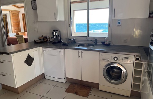 Saint-Pierre De La Reunion Apartment | Superb Apartment for 2 people facing the ocean Holy Land