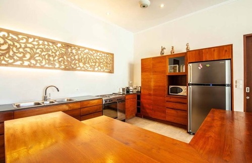 North Legian House | Superb architect-designed villa ideally located in the heart of Seminyak