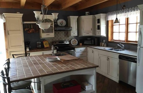 Lac-Saint-Jean-Est Regional County Municipality Ski Chalet | Superb chalet on La Belle Rivière CITQ297277