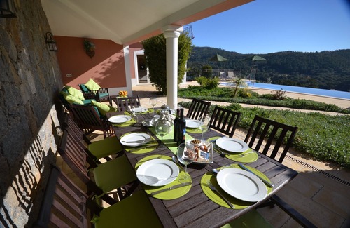 Monchique Villa | Superb Coastal Views, Infinity Pool, a Luxurious & Tranquil Private Family Villa