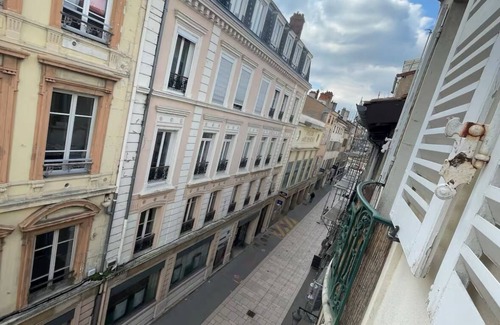 Macon Apartment | Superb cosy-chic duplex apartment in the heart of Mâcon
